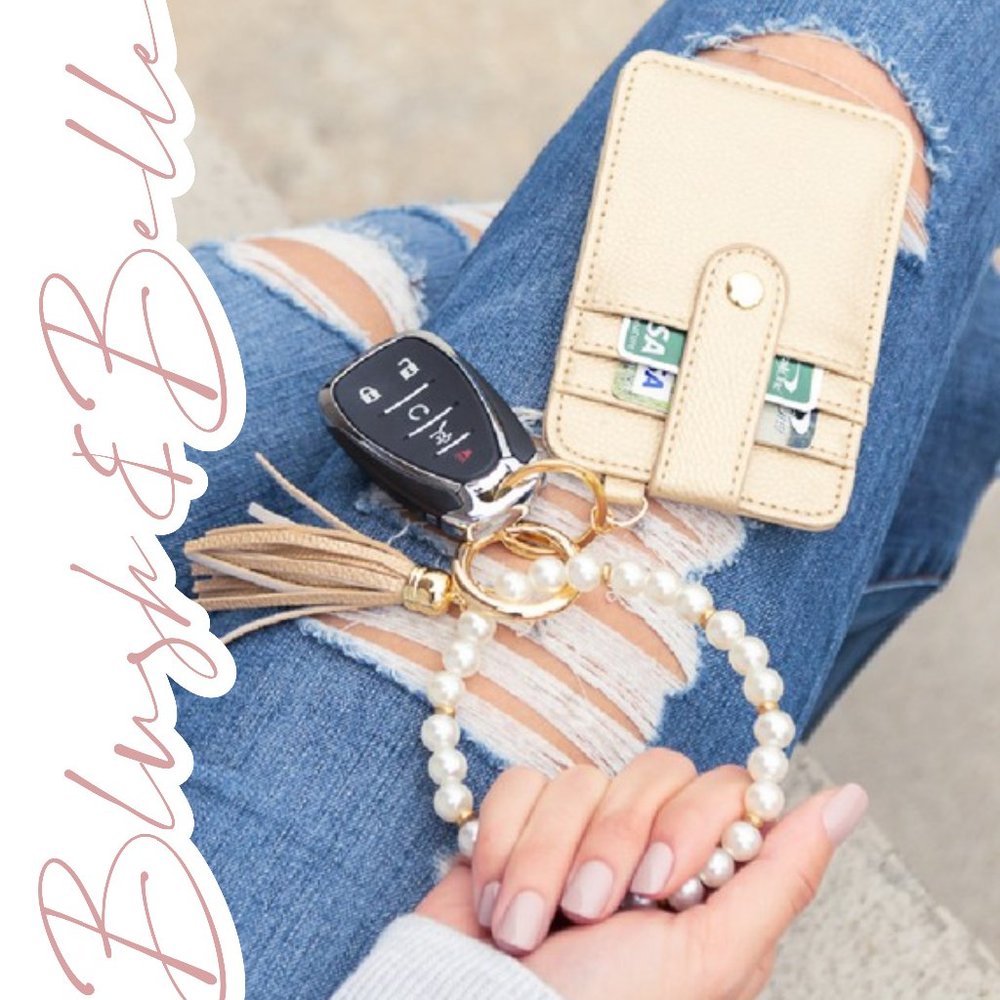🚨 1 LEFT! Pearl Key Ring Bracelet Wallet w/ Tassel CHAMPAGNE